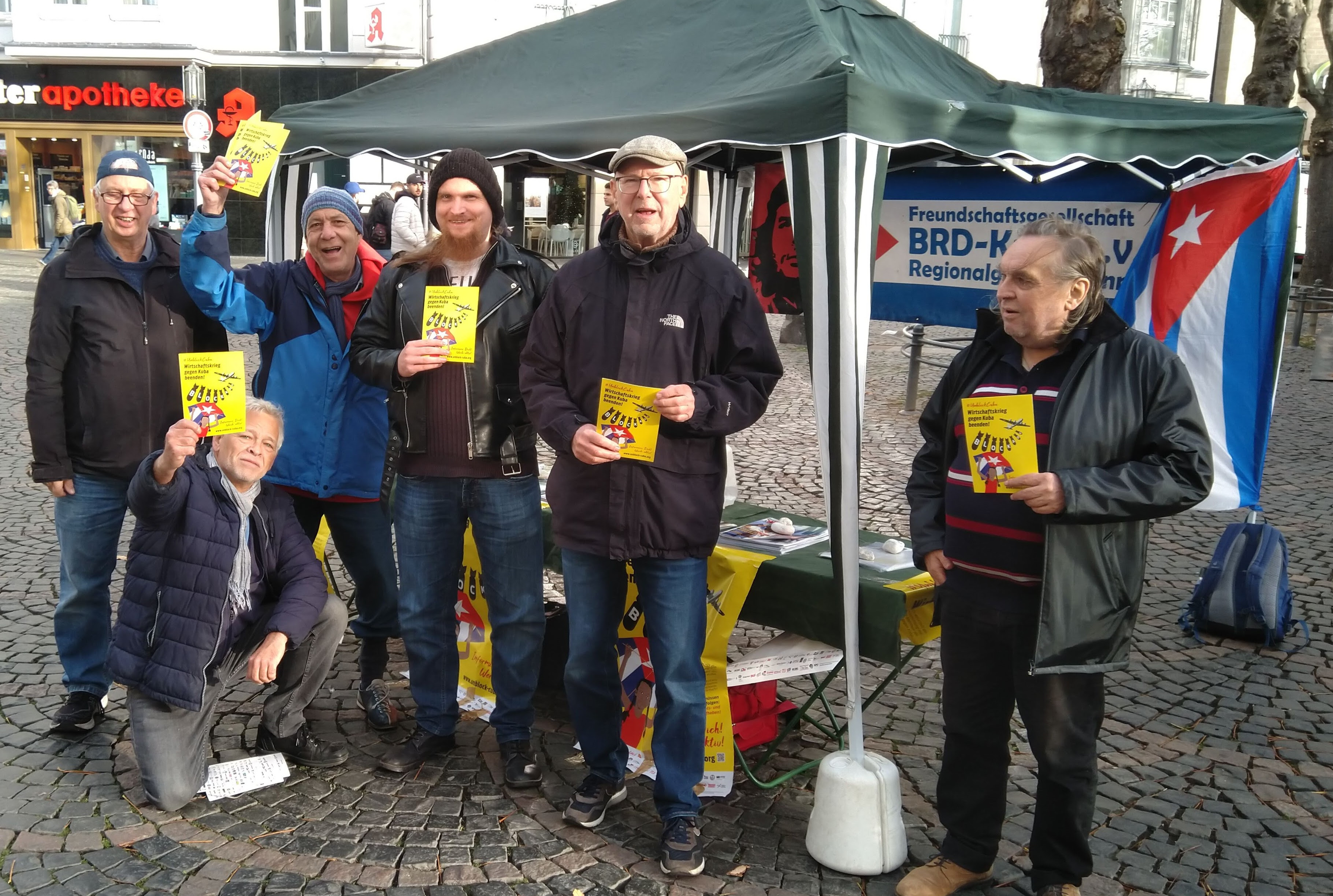 Kuba Info-Stand, Münsterplatz, Bonn