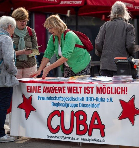 #Unblock Cuba – Kundgebung in Düsseldorf