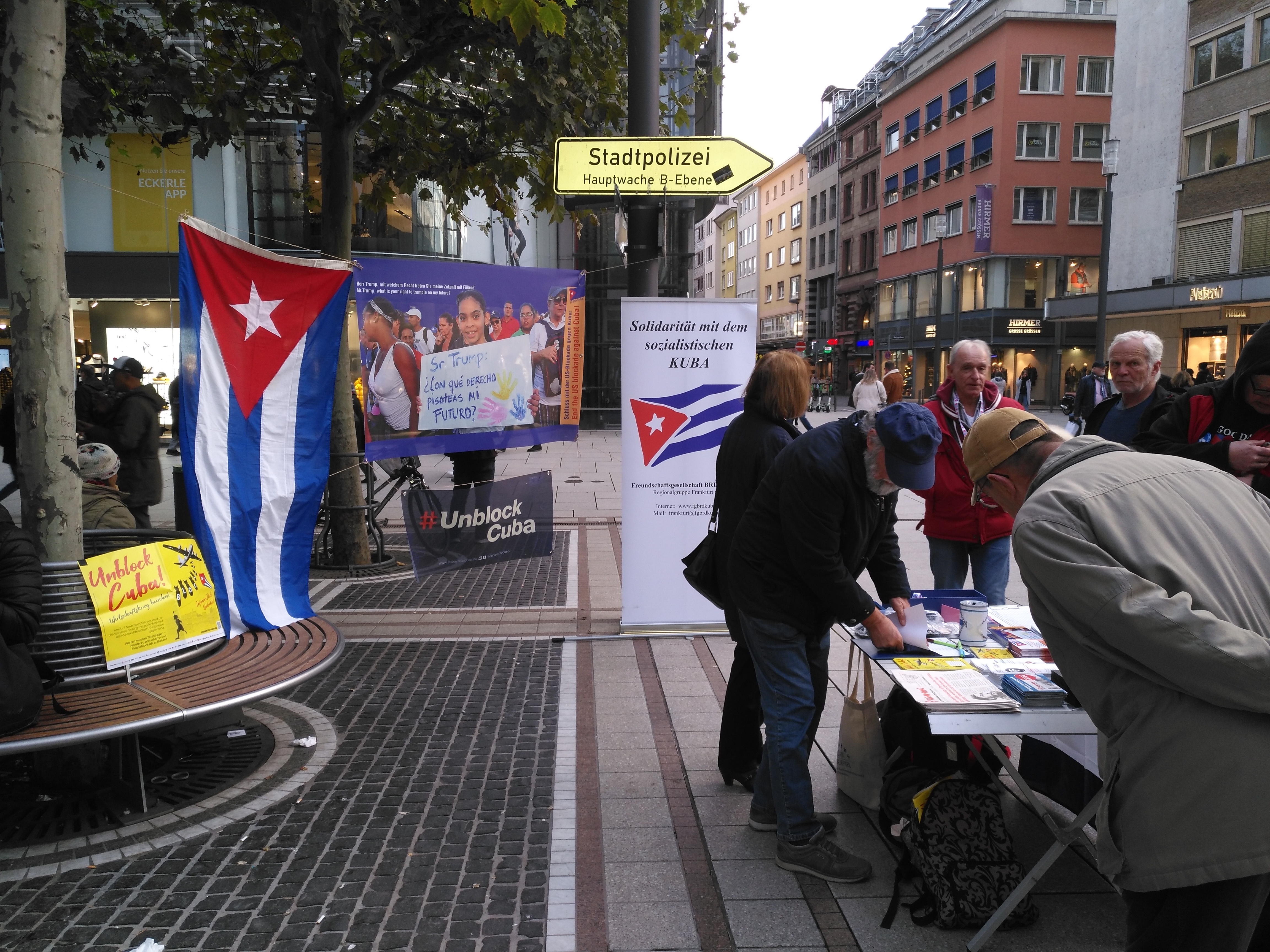 Kundgebung / Mahnwache: Unblock Cuba, Frankfurt