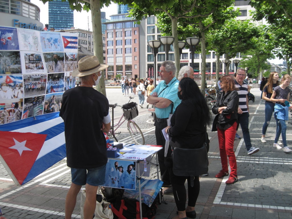 Infostand,  Zeil, Frankfurt a.M.