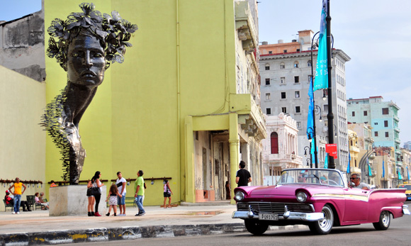 Escultura de Rafael San Juan