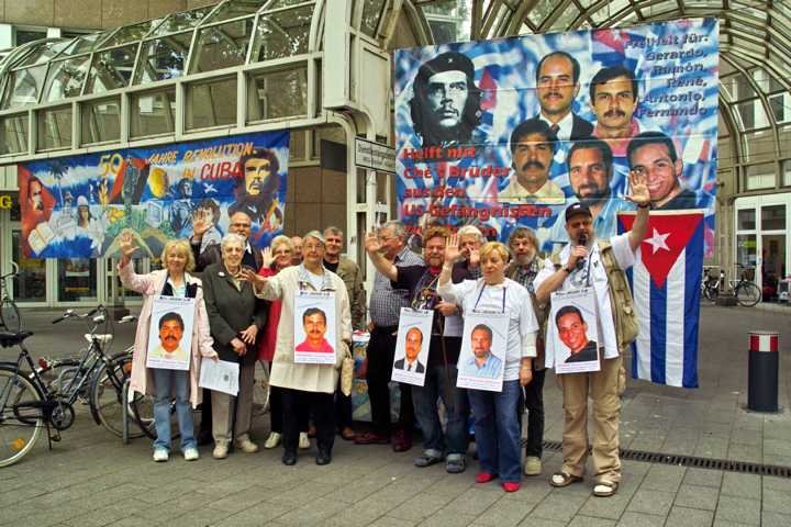 Internationaler Aktionstag Cuban 5 - Düsseldorf