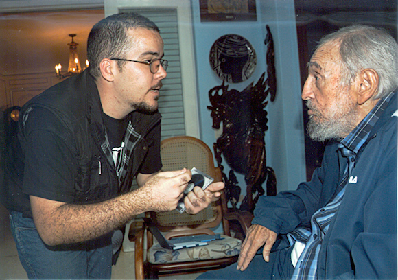 Randy Perdomo und Fidel Castro im Gespräch