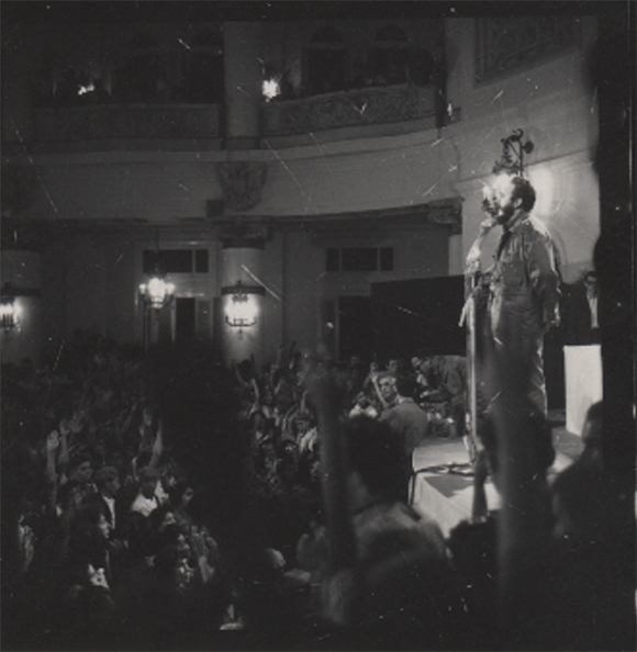 Fidel Castro bei der Einweihung des Pionierpalastes