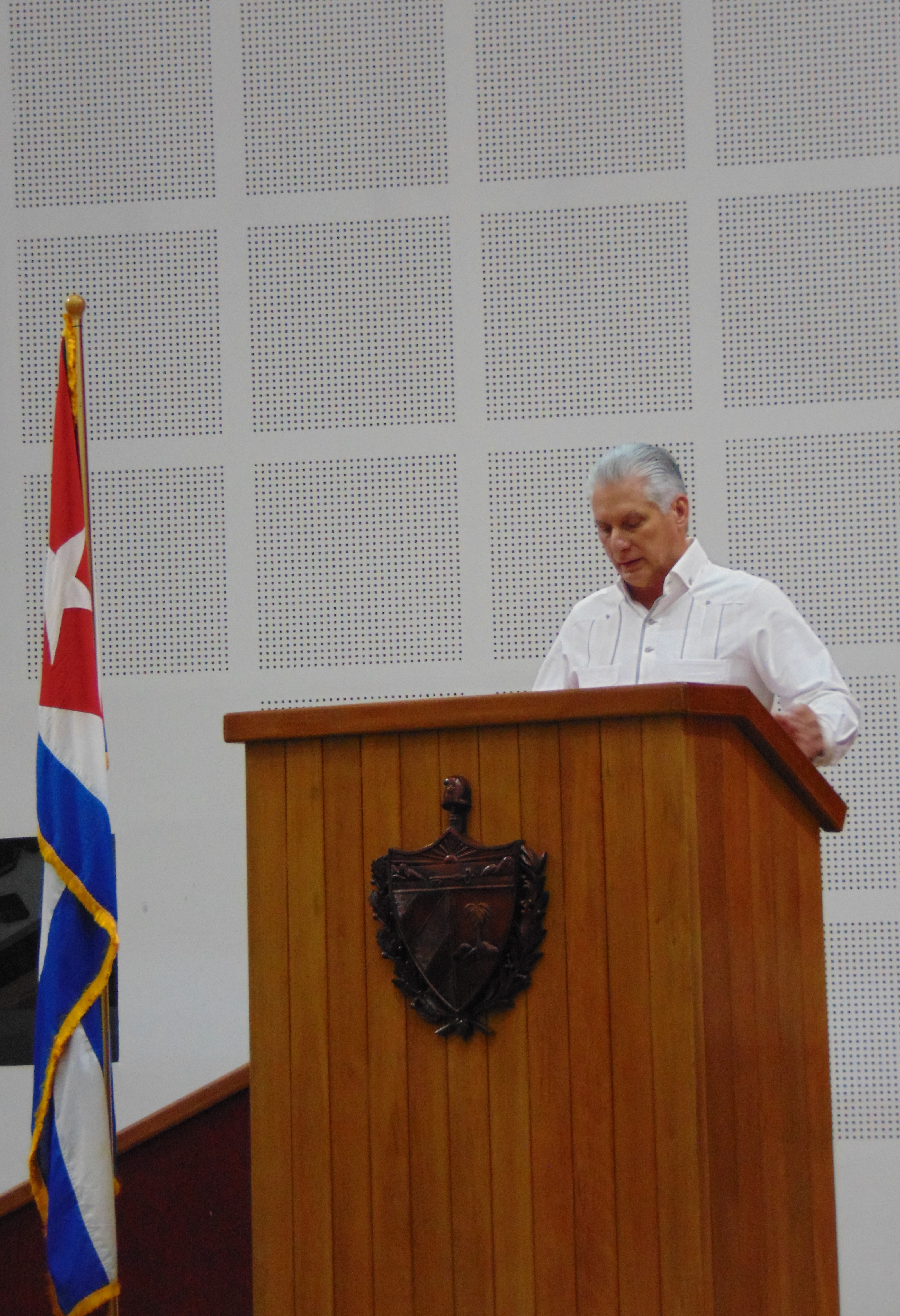 Miguel Díaz-Canel auf dem Treffen der Solidarität mit Kuba und des Antiimperialismus