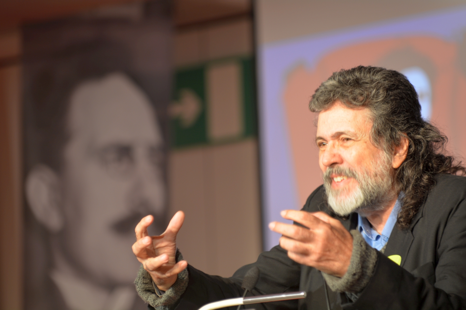 Abel Prieto spricht auf der Rosa-Luxemburg-Konferenz