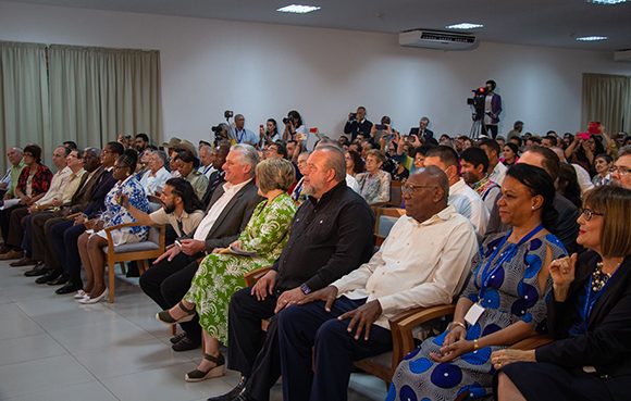 Eröffnung der 31. Internationalen Buchmesse in Havanna