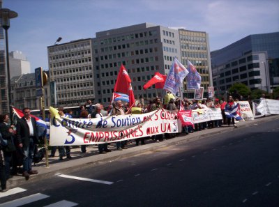 Demonstration europäischer Solidaritätsorganisationen gegen die EU-Resolution vom 11. März 2010
