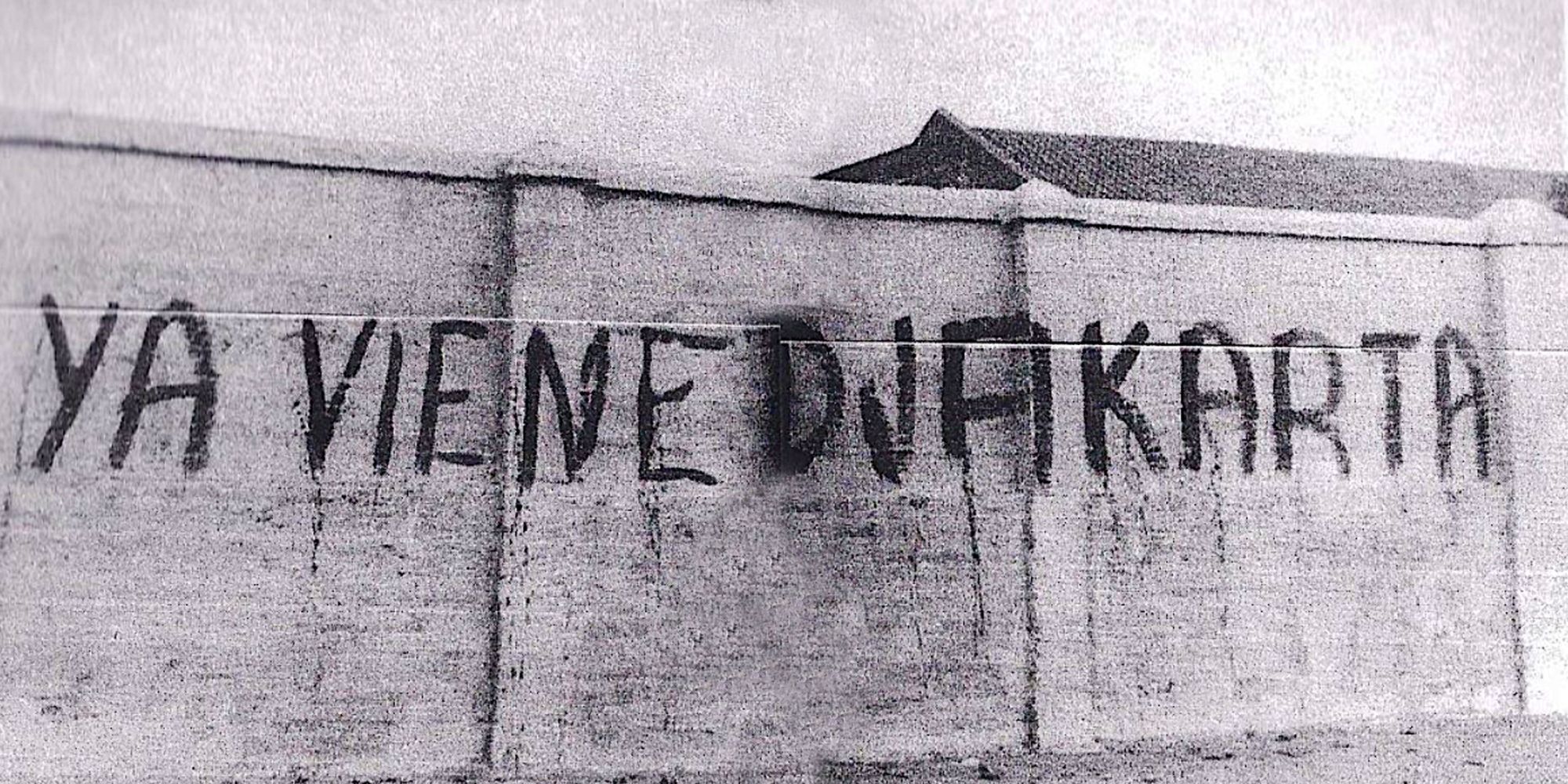 "Es kommt Djakarta" an einer Mauer in Santiago de Chile