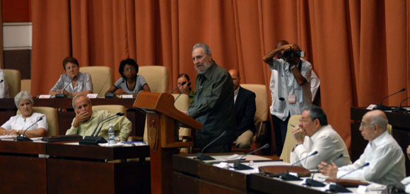 Fidel Castro vor der Nationalversammlung am 7. August 2010