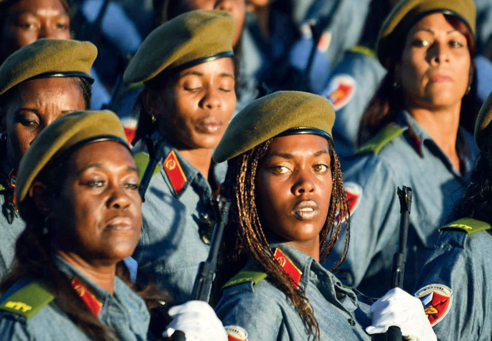 Frauen in der kubanischen Armee