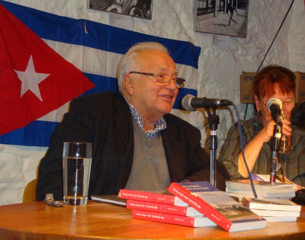 Heinz Langer auf der Gegen-Buch-Masse in Frankfurt/Main