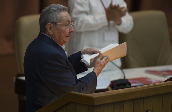 Raúl Castro zum Abschluss des 7. Parteitages der Kommunistischen Partei Kubas