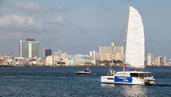 Regatta vor der Küste Havannas gegen die US-Blockade Kubas