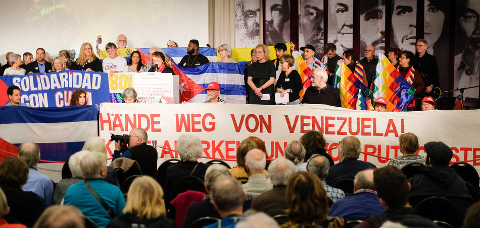 Solidaritätsmanifestation während der Rosa-Luxemburg-Konferenz