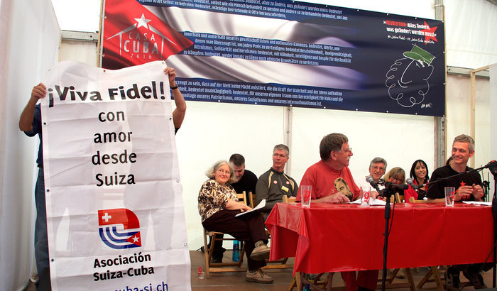 Casa Cuba, Diskussion