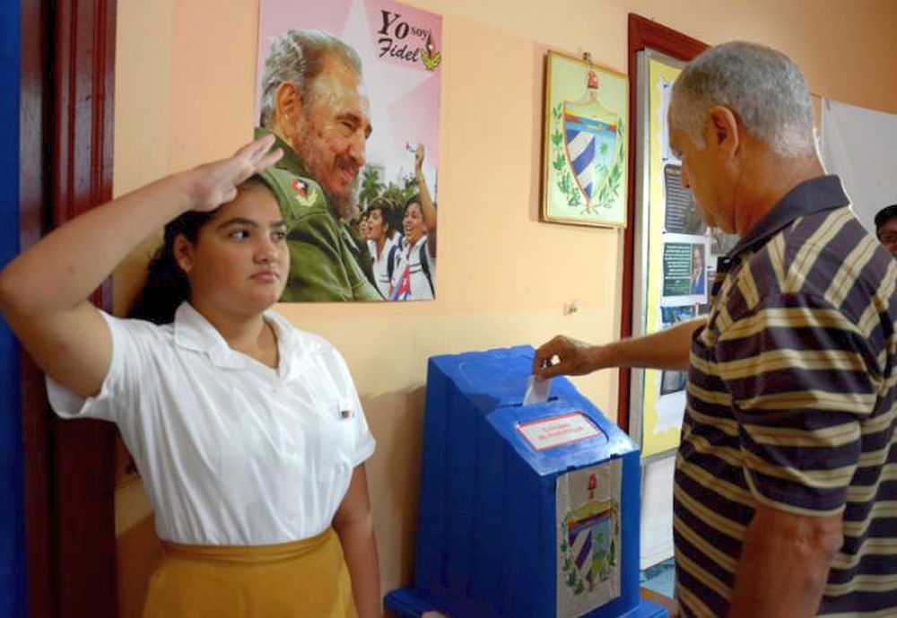 Wahllokal mit Fidel