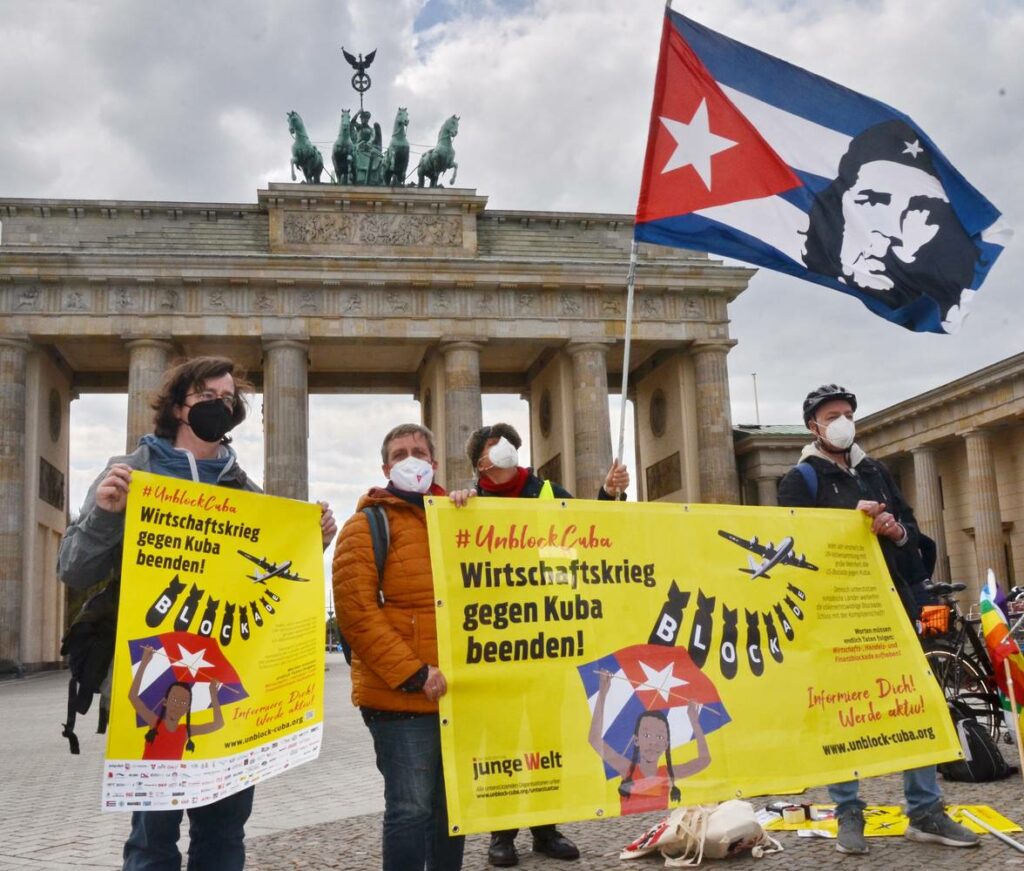 #UnblockCuba - Weltkarawane gegen die Blockade 13 UnblockCuba-Aktion Berlin