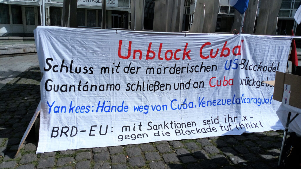 #UnblockCuba - Weltkarawane gegen die Blockade 35 UnblockCuba-Aktion Düsseldorf