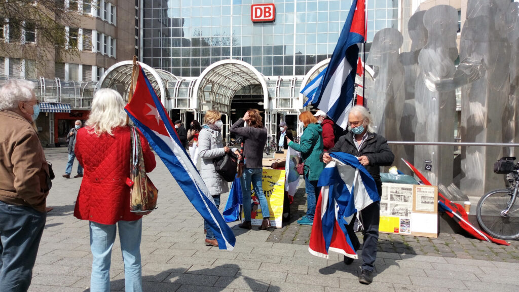 #UnblockCuba - Weltkarawane gegen die Blockade 39 UnblockCuba-Aktion Düsseldorf