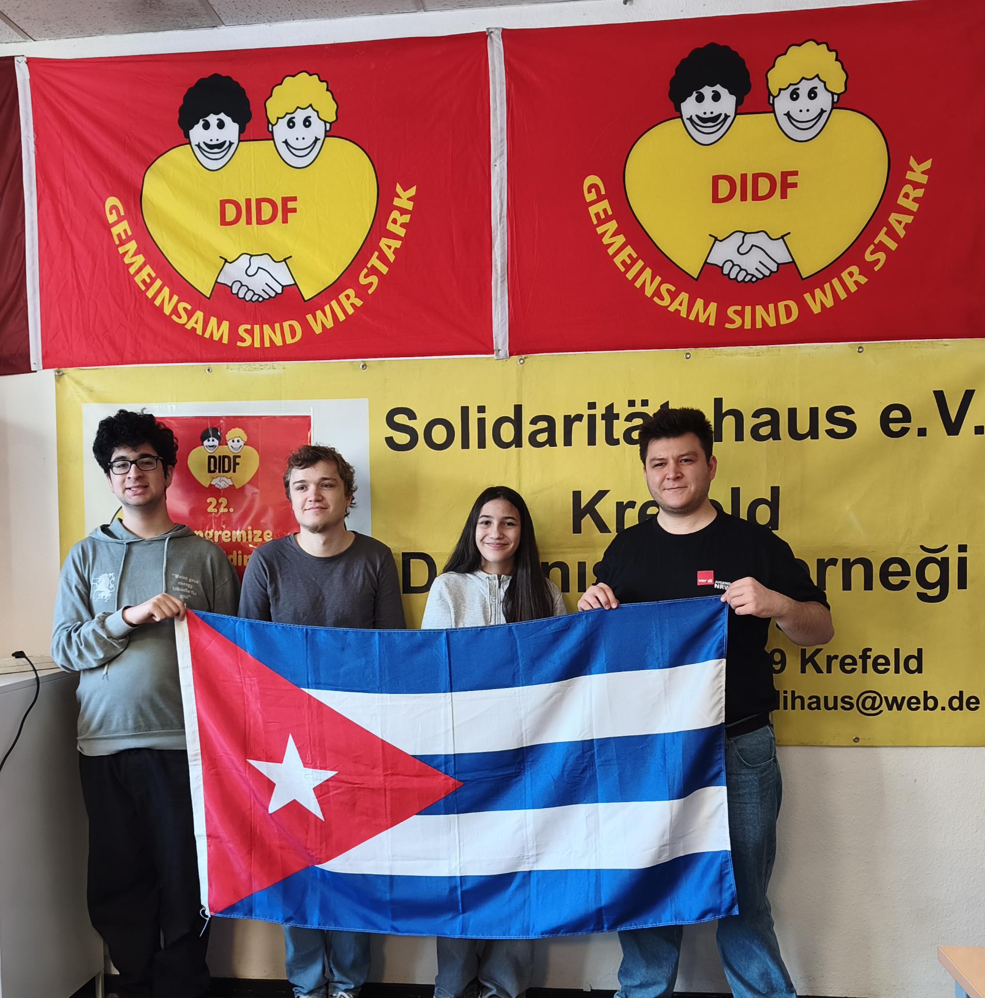 Home 7 Solidarität mit Kuba auch in Krefeld