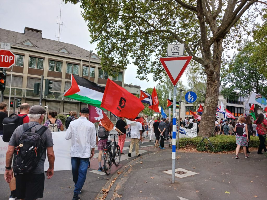 15.08.2026 Fiesta Moncada - Demo mit dem Thema "Solidarität mit Kuba" 14 wp 17876020005027793953180163016194