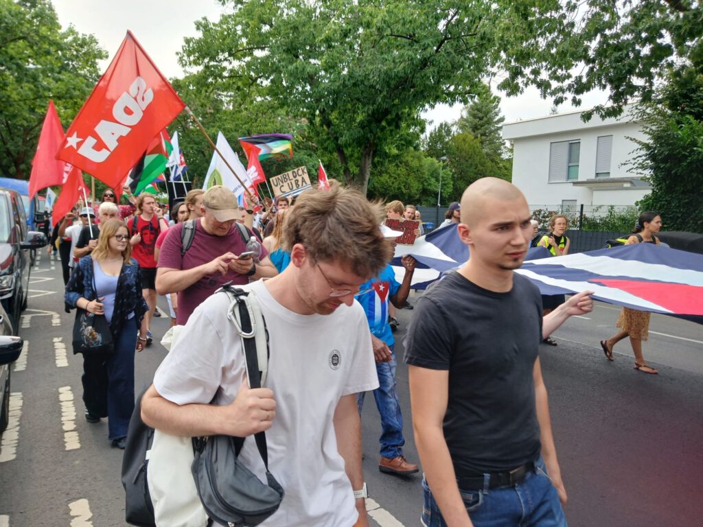 15.08.2026 Fiesta Moncada - Demo mit dem Thema "Solidarität mit Kuba" 15 wp 17876020006986750469530503842311