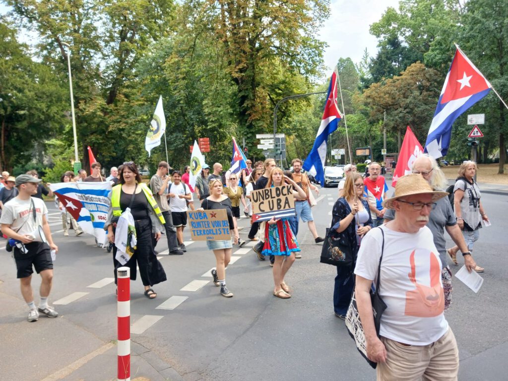 15.08.2026 Fiesta Moncada - Demo mit dem Thema "Solidarität mit Kuba" 12 wp 1787602001544910590416810104719
