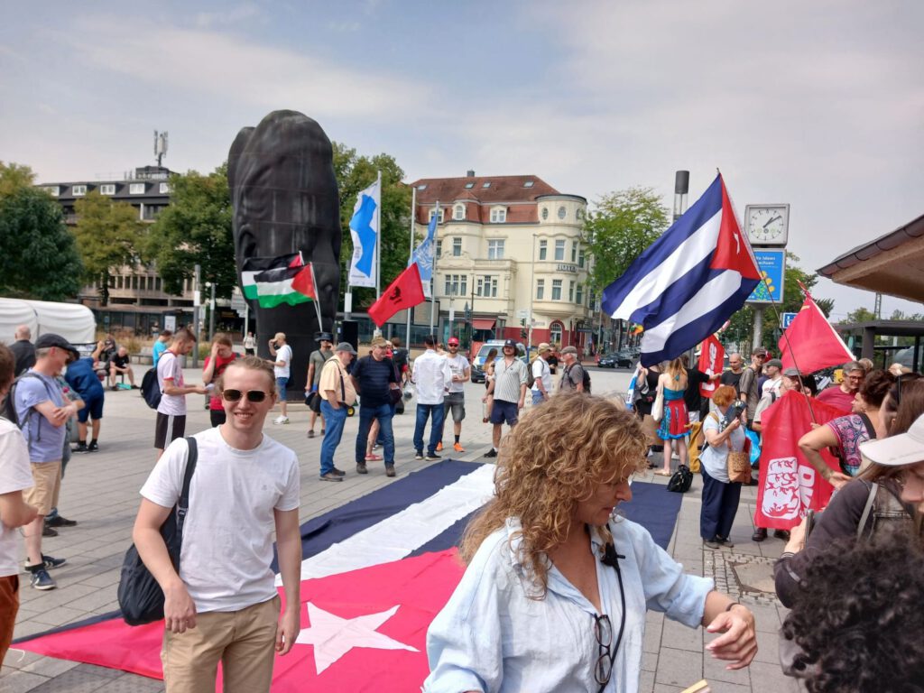 15.08.2026 Fiesta Moncada - Demo mit dem Thema "Solidarität mit Kuba" 4 wp 17876020031821924532894822981962