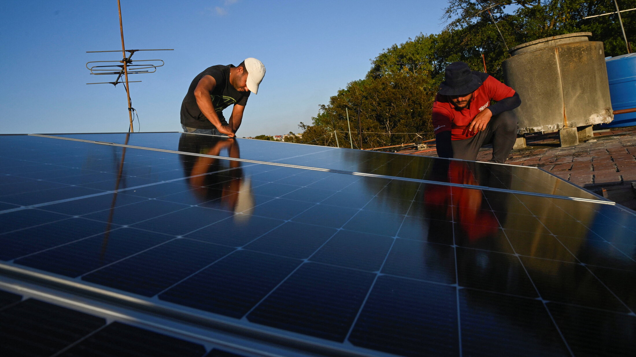Die Sonne lässt sich nicht blockieren: Solaranlagen bieten Kuba eine Rettungsleine (Havanna, 16.2.2026) Foto: Norlys Perez/REUTERS