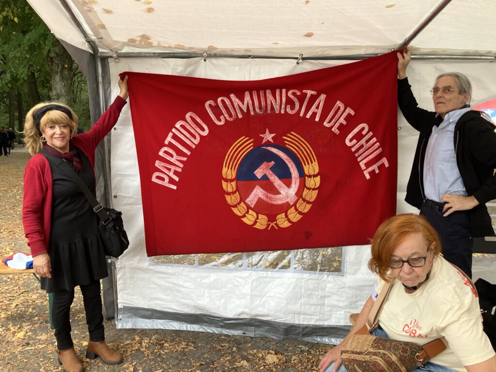 12.-19.9.26 Protestwache „No War on Cuba!“ vor der US-Botschaft am Brandenburger Tor 14 signal 2026 09 13 22 36 51 899 4