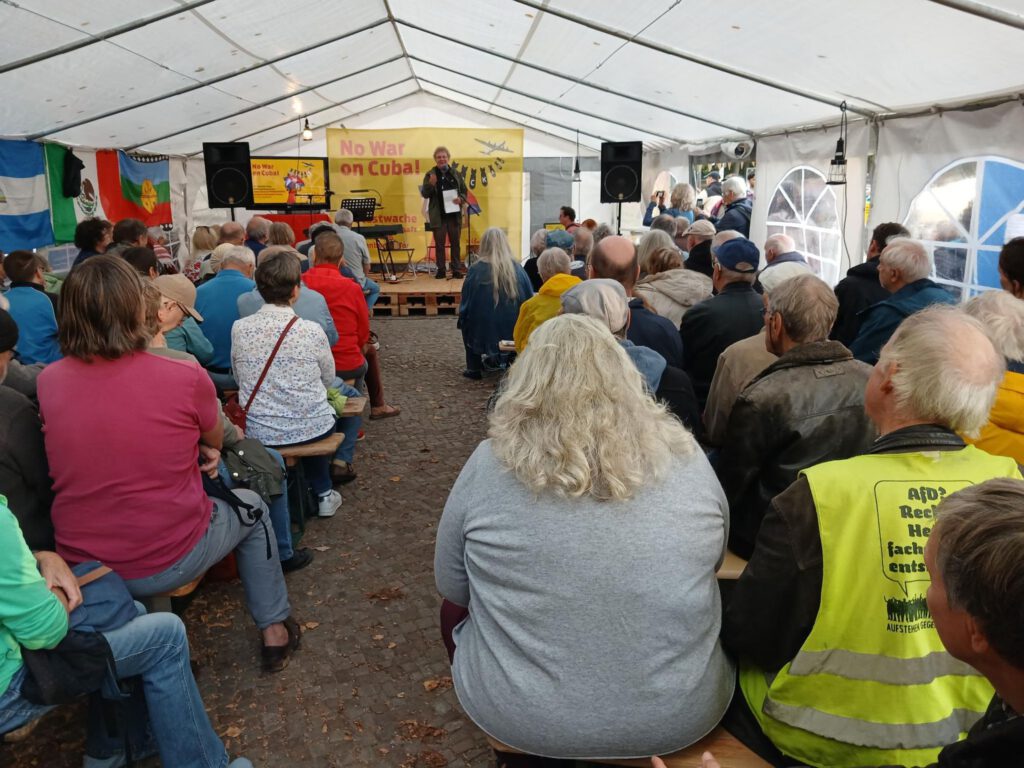 12.-19.9.26 Protestwache „No War on Cuba!“ vor der US-Botschaft am Brandenburger Tor 24 signal 2026 09 16 22 55 01 028 27813067055005118251
