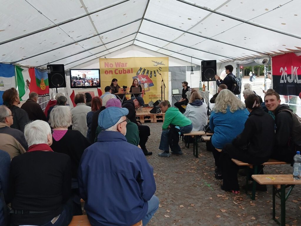 12.-19.9.26 Protestwache „No War on Cuba!“ vor der US-Botschaft am Brandenburger Tor 28 signal 2026 09 17 21 39 26 089 61812523879915817234